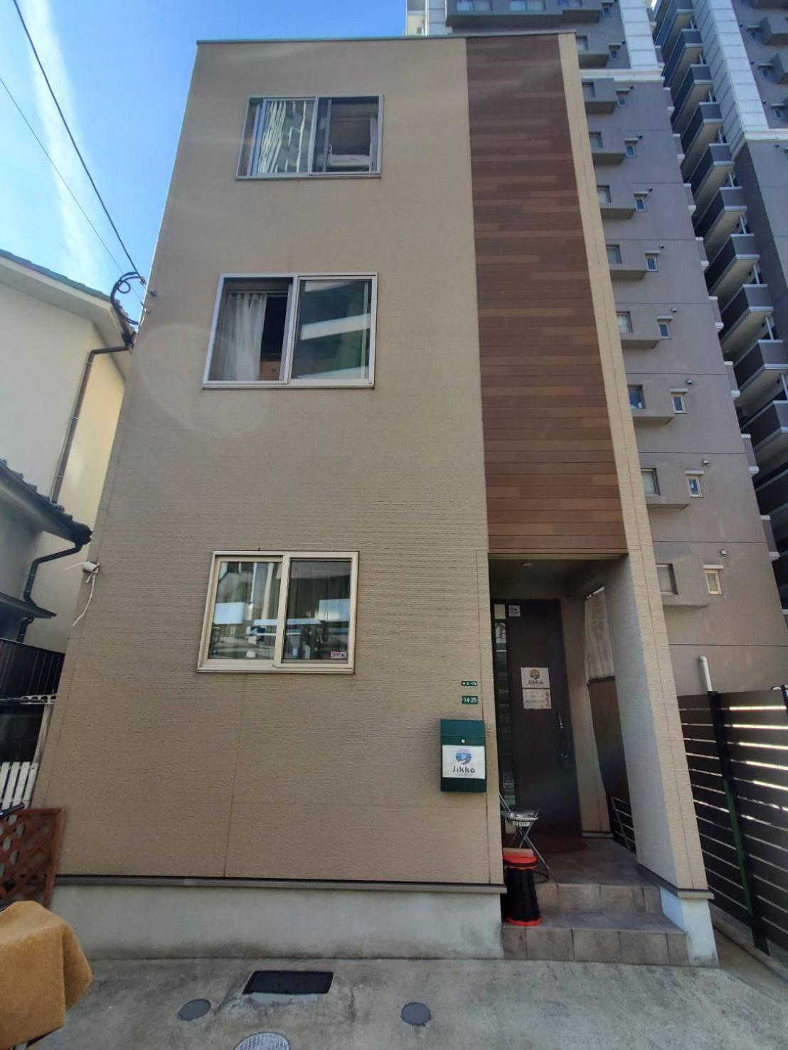 Fukuoka Guest House Jikka Bagian luar foto
